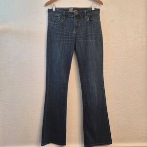 Kut from the Kloth Distressed Slight Bootcut Leg Stretch Jeans